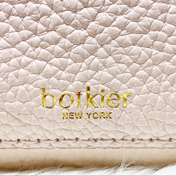 Botkier Waverly Crossbody Bag in Blush - Like New - Picture 4 of 8